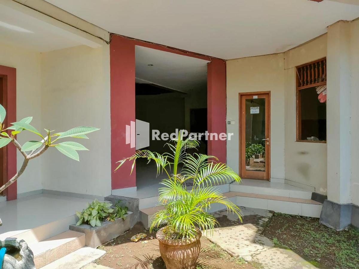 Abian Agung Prasta Redpartner Hotel *